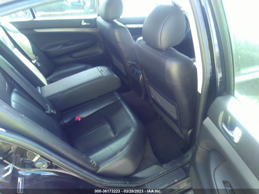 2015 INFINITI Q40 JN1CV6AR0FM651101