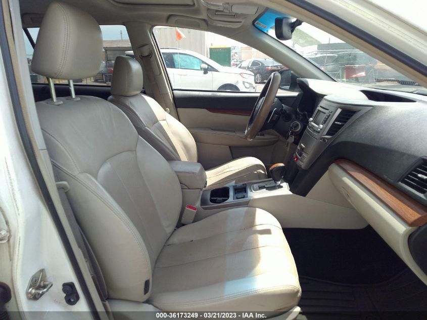 2014 SUBARU OUTBACK 2.5I LIMITED - 4S4BRCLCXE3224478