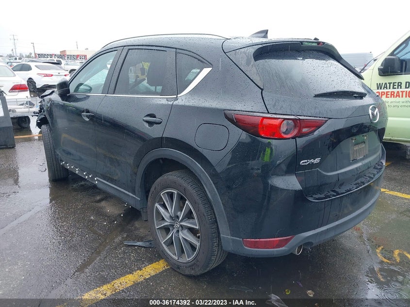 VIN JM3KFACMXJ0337666 2018 MAZDA CX-5 TOURING