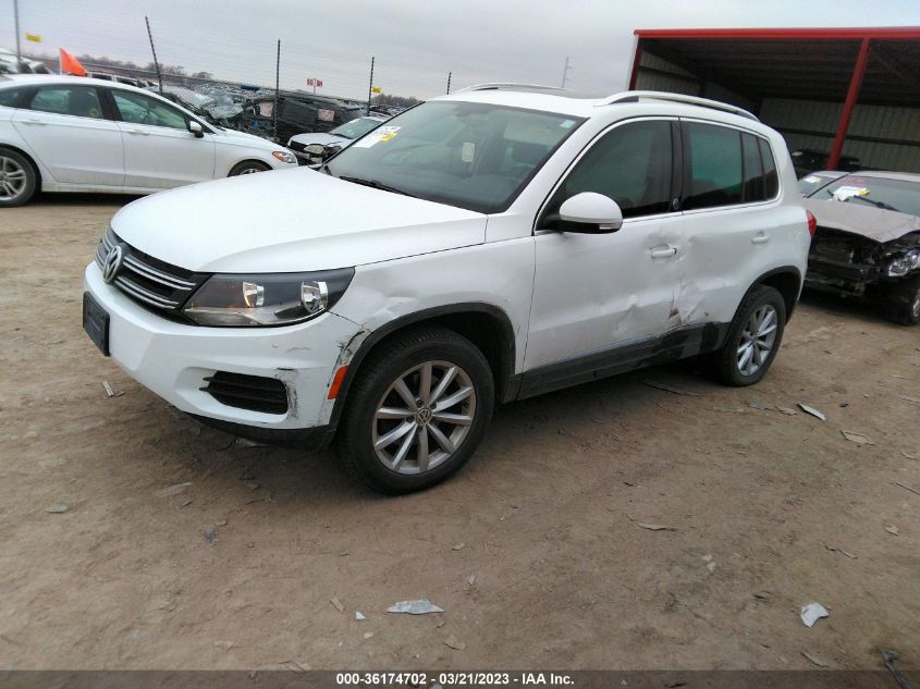 2017 VOLKSWAGEN TIGUAN WOLFSBURG EDITION - WVGSV7AX2HK014945