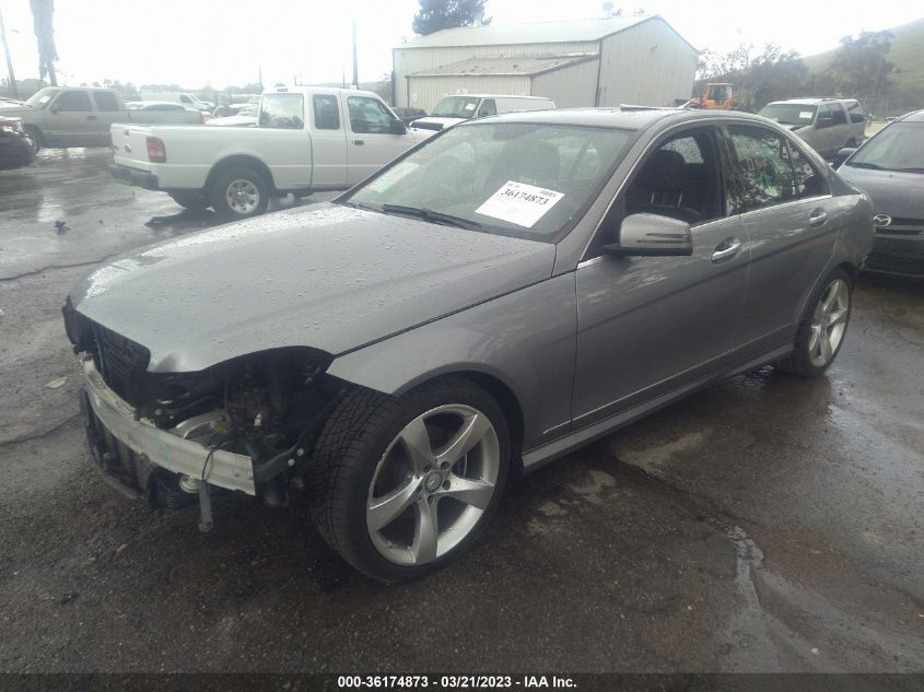 2014 MERCEDES-BENZ C-CLASS C 250 - WDDGF4HB8EA966369