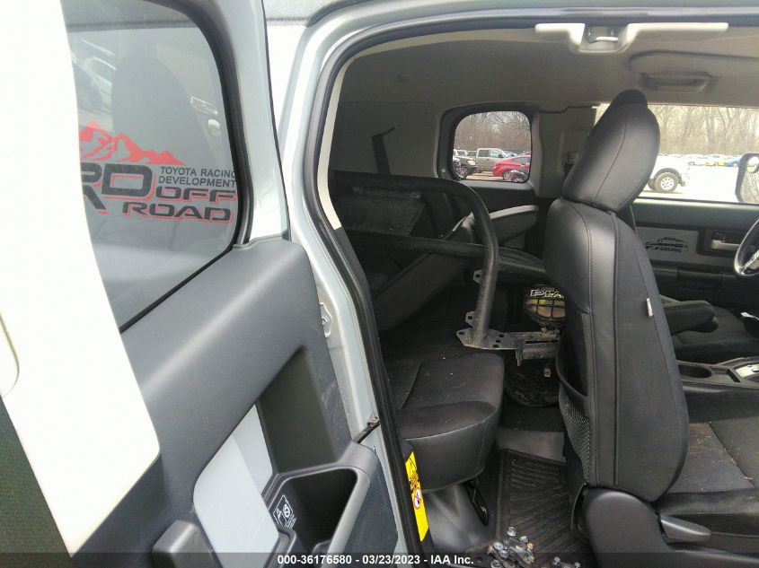2014 TOYOTA FJ CRUISER JTEBU4BF0EK204004