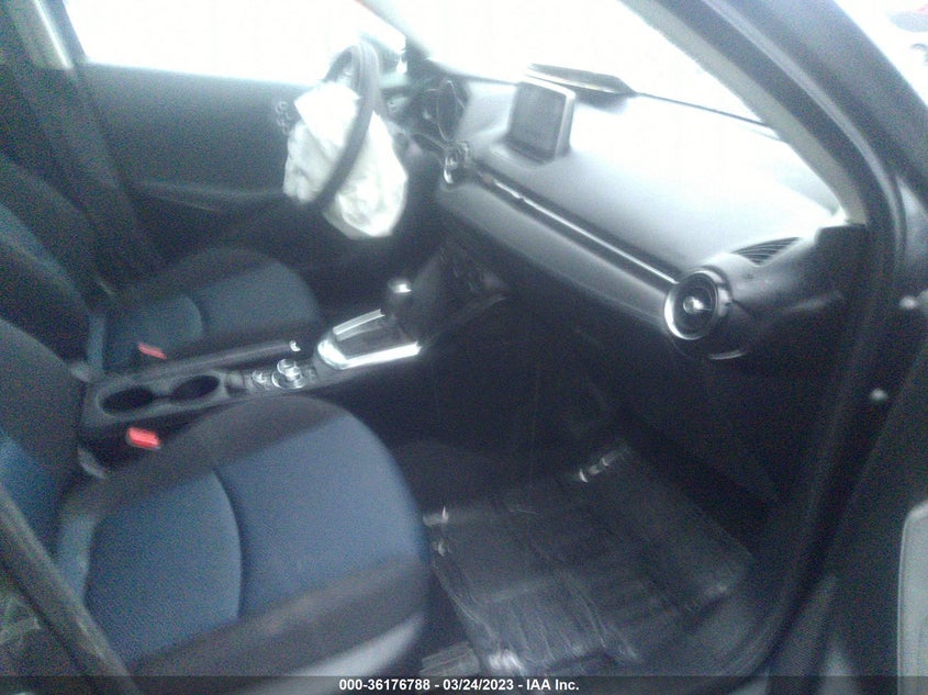 VIN 3MYDLBYV6JY323563 2018 TOYOTA YARIS IA
