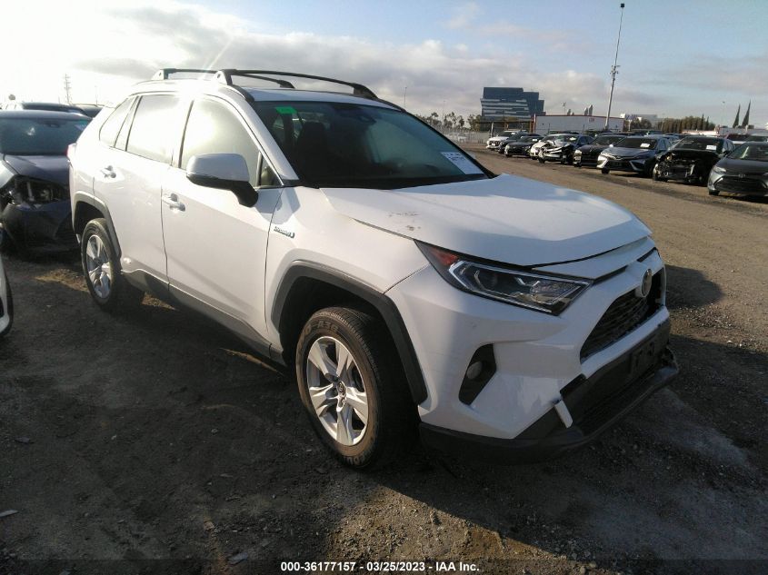 2019 TOYOTA RAV4 HYBRID XLE - JTMRWRFV8KD003611