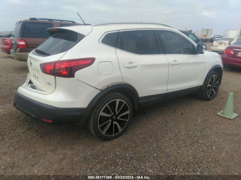 2017 NISSAN ROGUE SPORT SL - JN1BJ1CP2HW029760