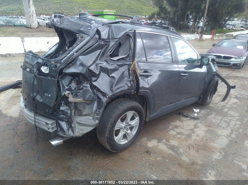 VIN JTMW1RFV0KD005984 2019 TOYOTA RAV4 XLE