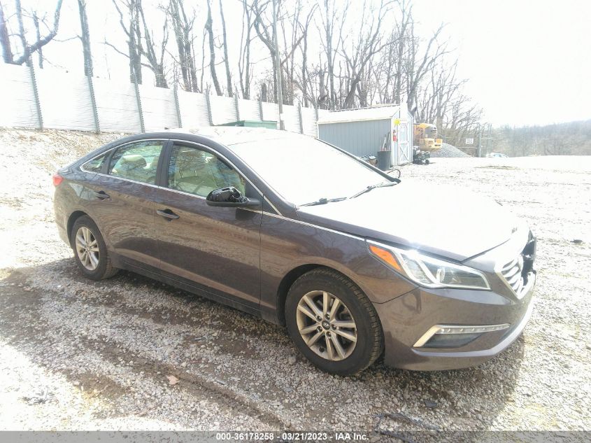 2015 HYUNDAI SONATA 2.4L SE - 5NPE24AF6FH159353