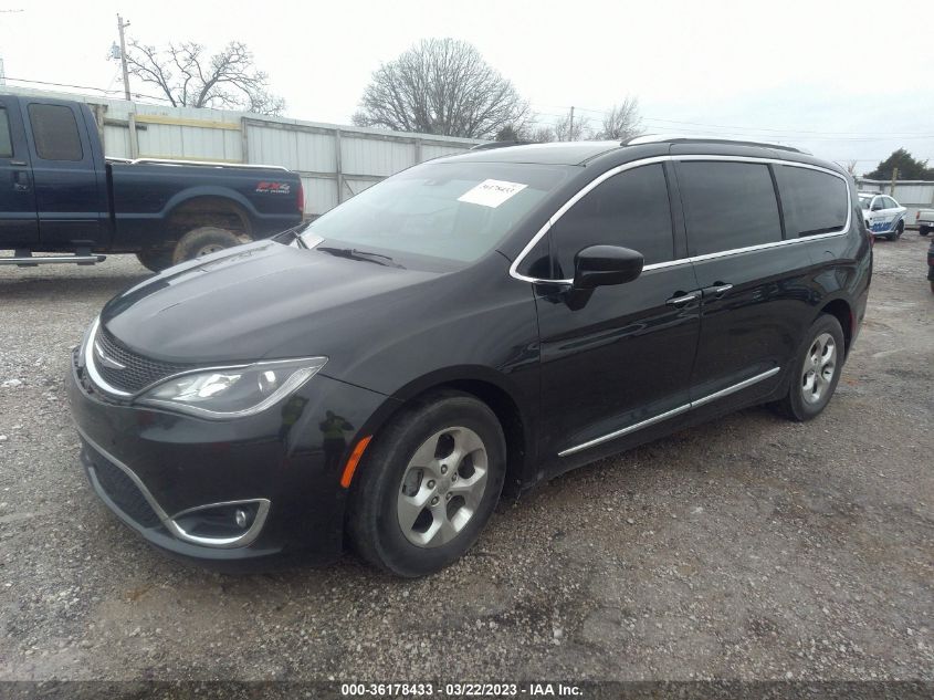 2C4RC1EG6HR840103 2017 CHRYSLER PACIFICA, photo no. 2