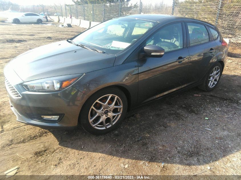 2015 FORD FOCUS SE - 1FADP3K26FL386739