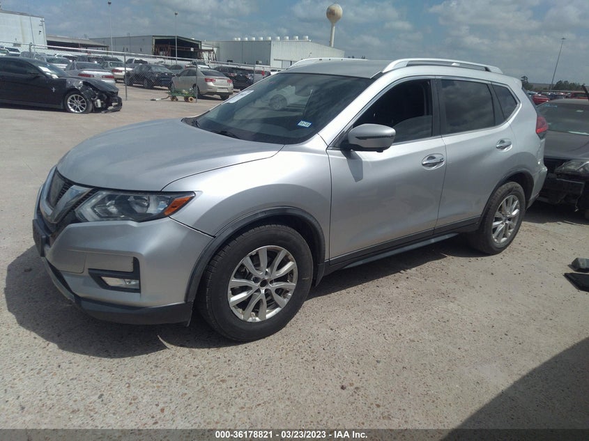 VIN KNMAT2MT0HP582275 2017 NISSAN ROGUE SV