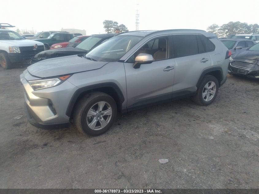 VIN 2T3W1RFV2LC084581 2020 TOYOTA RAV4 XLE