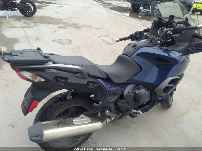 2013 TRIUMPH MOTORCYCLE TROPHY SE - SMTH02XK9DJ602211
