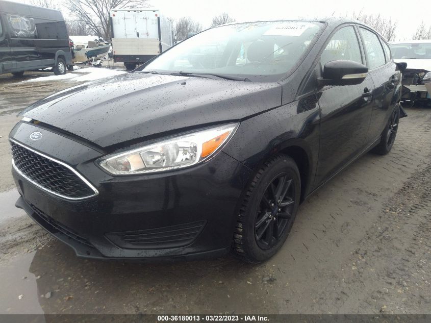 2015 FORD FOCUS SE - 1FADP3K22FL367850