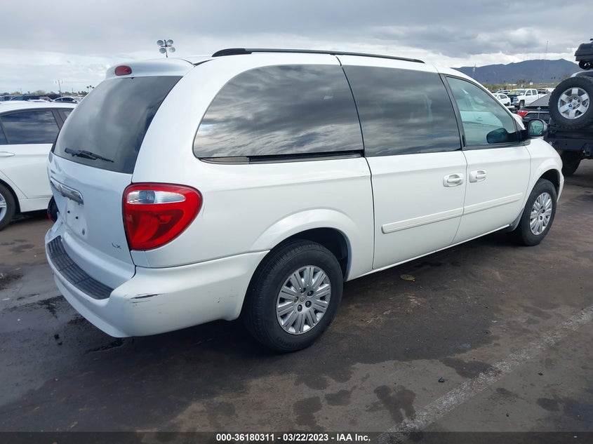 2007 Chrysler Town And Country — photo 4 of 11 | VIN 2A4GP44R17R301672