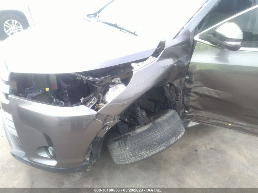 2019 TOYOTA HIGHLANDER SE/XLE - 5TDKZRFH4KS326304