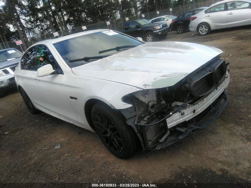 2013 BMW 5 SERIES 528I XDRIVE - WBAXH5C59DD111928