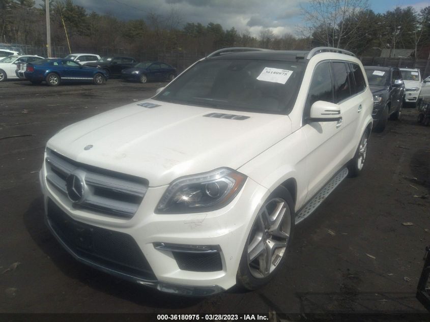 2015 MERCEDES-BENZ GL-CLASS GL 550 4JGDF7DE9FA551914