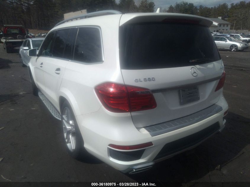 2015 MERCEDES-BENZ GL-CLASS GL 550 4JGDF7DE9FA551914