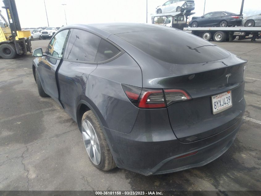 2021 TESLA MODEL Y LONG RANGE - 5YJYGDEE7MF304475