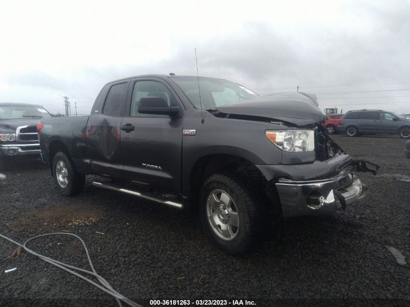 2013 TOYOTA TUNDRA 4WD TRUCK - 5TFUY5F12DX285191