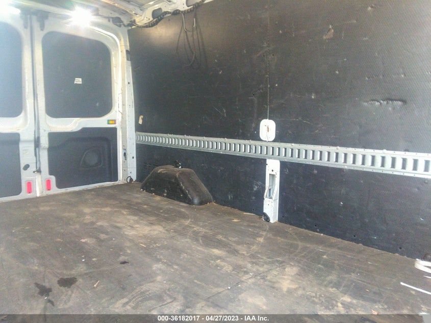 VIN 1FTBW2CM4HKA82168 2017 FORD TRANSIT VAN