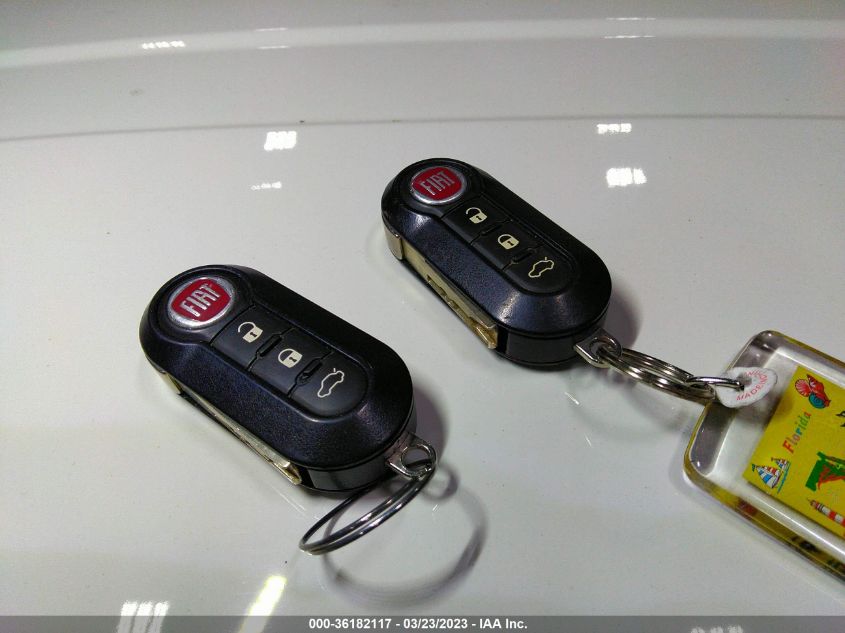 2015 FIAT 500L POP - ZFBCFAAH2FZ032235