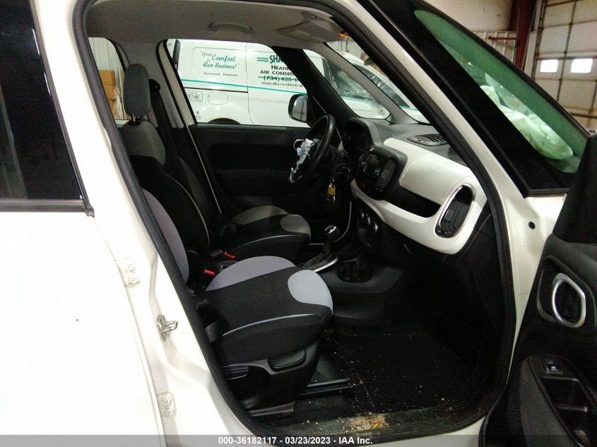 2015 FIAT 500L POP - ZFBCFAAH2FZ032235