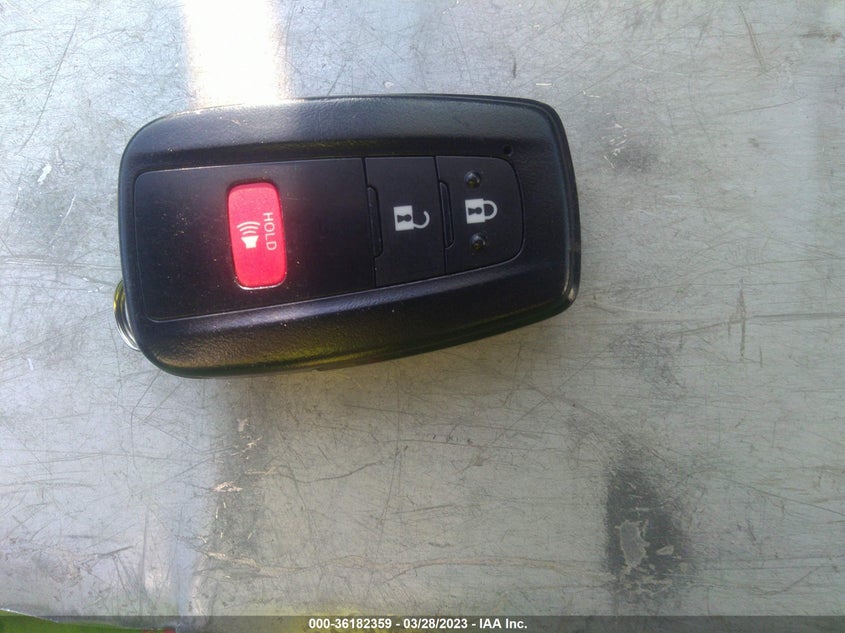 VIN 2T3P1RFV8NW263388 2022 TOYOTA RAV4 XLE