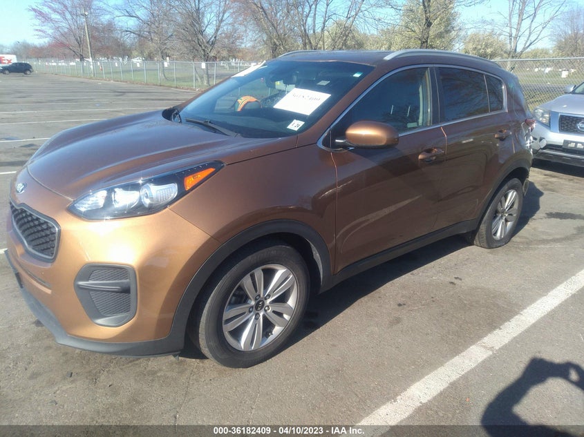 VIN KNDPM3AC5K7608040 2019 KIA SPORTAGE LX
