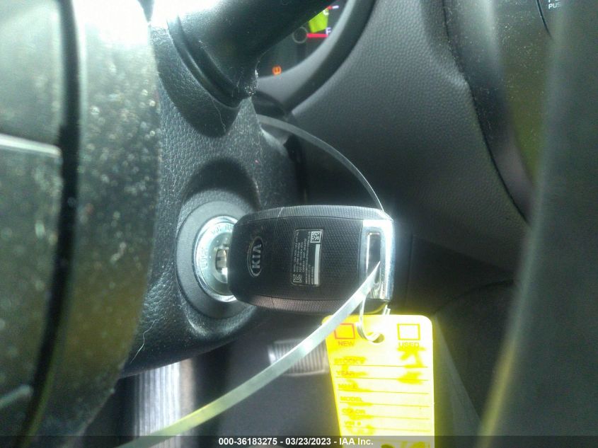 2015 KIA SOUL BASE - KNDJN2A25F7811830