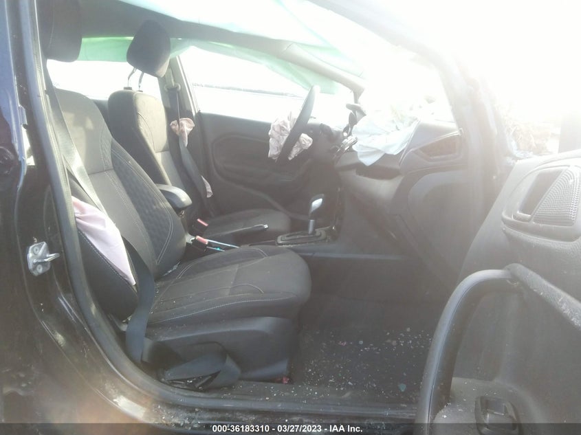 VIN 3FADP4BJ7KM117395 2019 FORD FIESTA SE