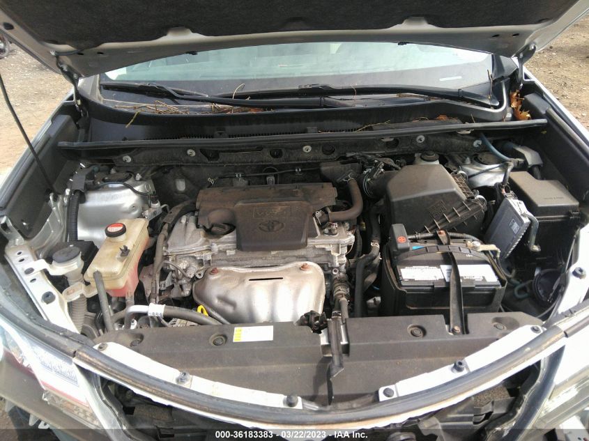 2015 TOYOTA RAV4 LE - JTMBFREV2FJ044763
