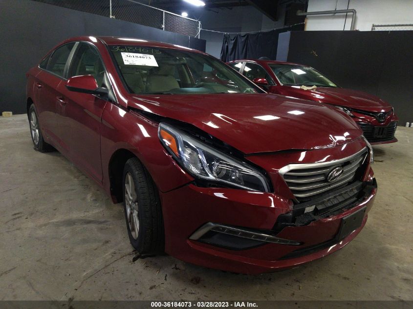 2015 HYUNDAI SONATA 2.4L SE - 5NPE24AF5FH014319