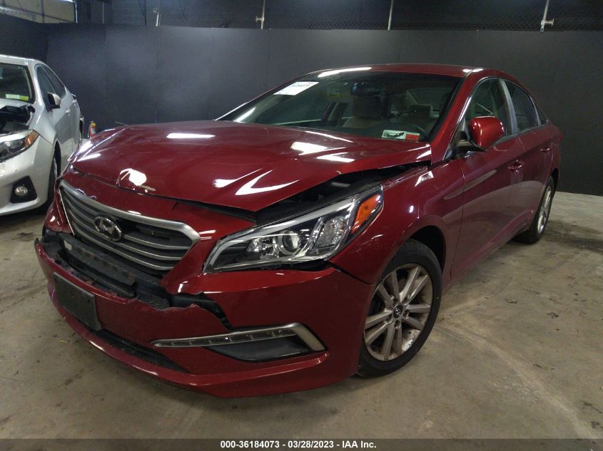 2015 HYUNDAI SONATA 2.4L SE - 5NPE24AF5FH014319