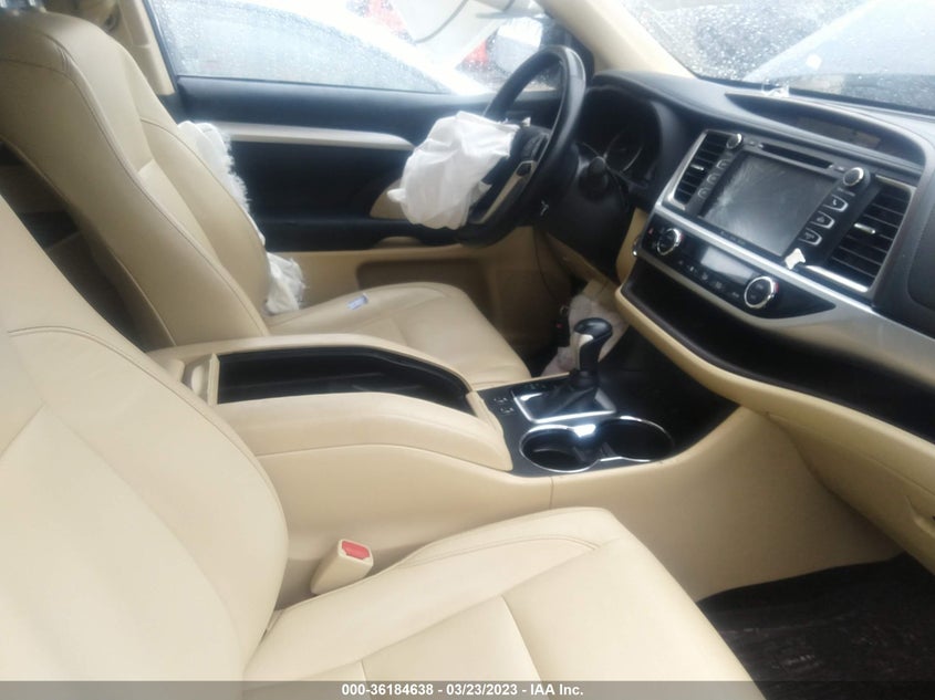 VIN 5TDJZRFH6JS869292 2018 TOYOTA HIGHLANDER SE/XLE