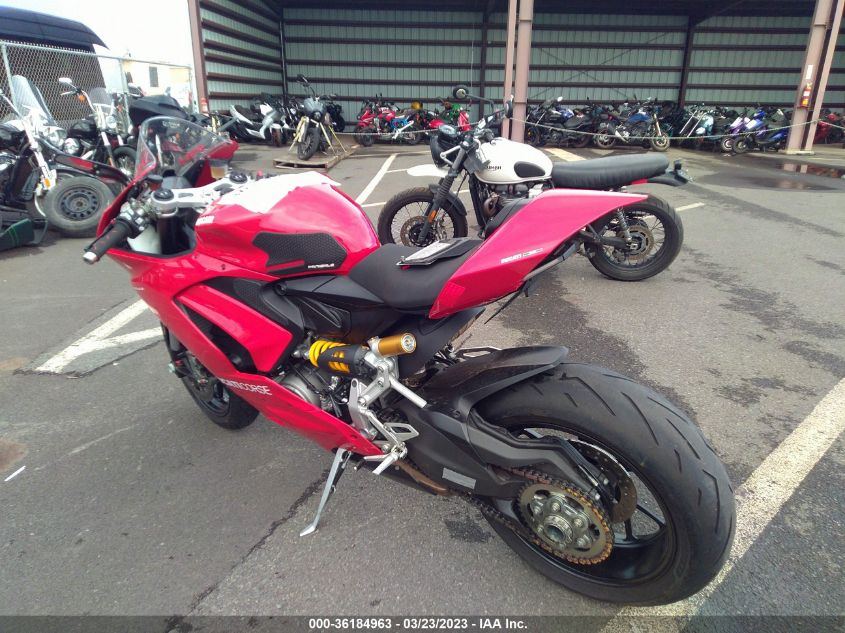 2021 DUCATI PANIGALE V2 ZDMHAATW9MB002592