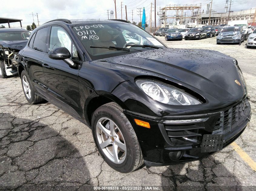2017 PORSCHE MACAN - WP1AA2A50HLB03208
