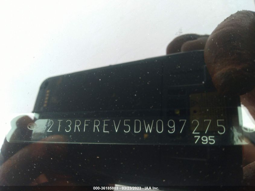 2013 TOYOTA RAV4 XLE - 2T3RFREV5DW097275