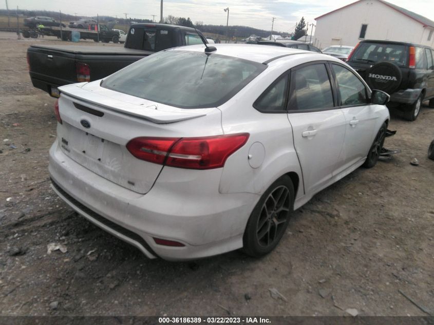 2015 FORD FOCUS SE - 1FADP3F27FL260030