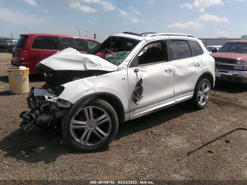2014 VOLKSWAGEN TOUAREG R-LINE - WVGDF9BP5ED009528