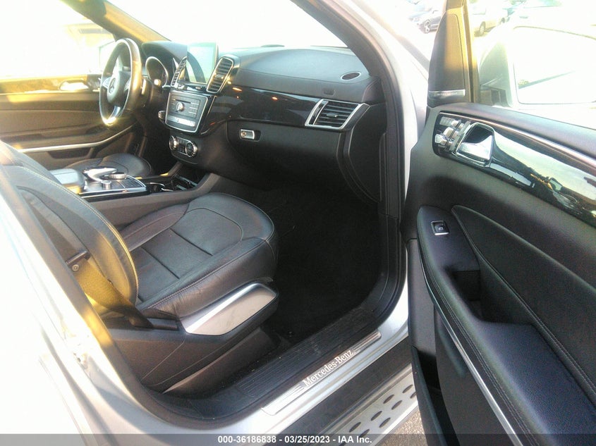 VIN 4JGDF7DE7HA770051 2017 MERCEDES-BENZ GLS GLS 550