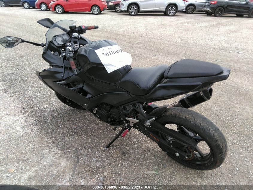 2019 KAWASAKI EX400 JKAEXKG10KDA30412