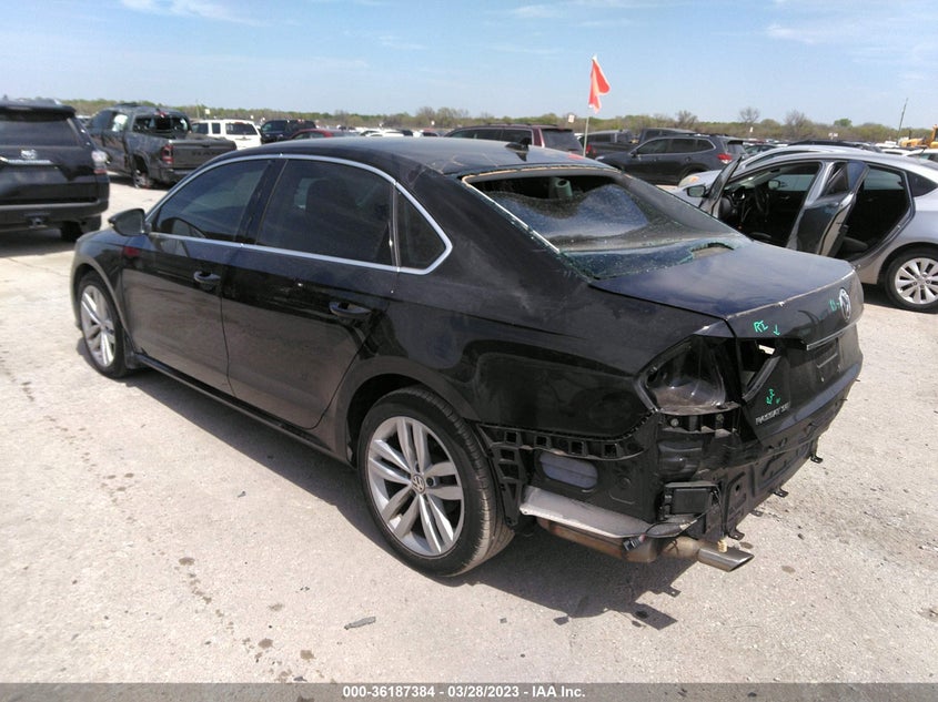 VIN 1VWBA7A32JC008671 2018 VOLKSWAGEN PASSAT 2.0T SE