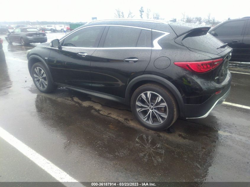 2018 INFINITI QX30 PREMIUM SJKCH5CR4JA047876