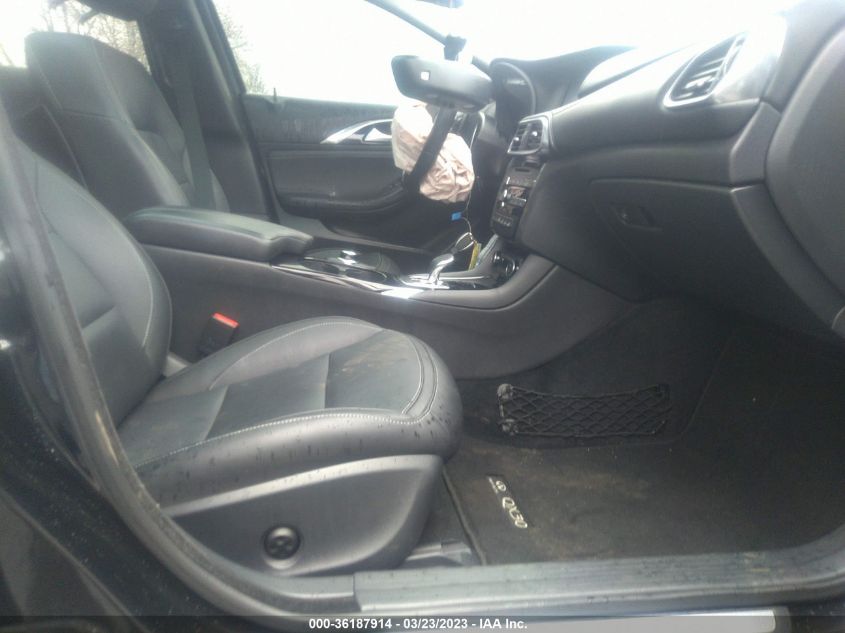 2018 INFINITI QX30 PREMIUM SJKCH5CR4JA047876