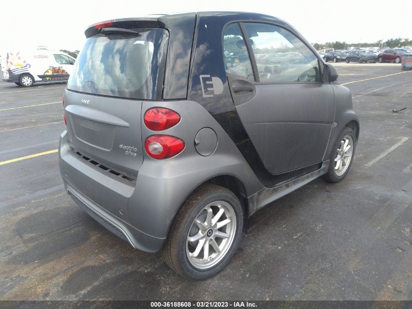 2016 SMART FORTWO ELECTRIC DRIVE PASSION WMEEJ9AA2GK845768