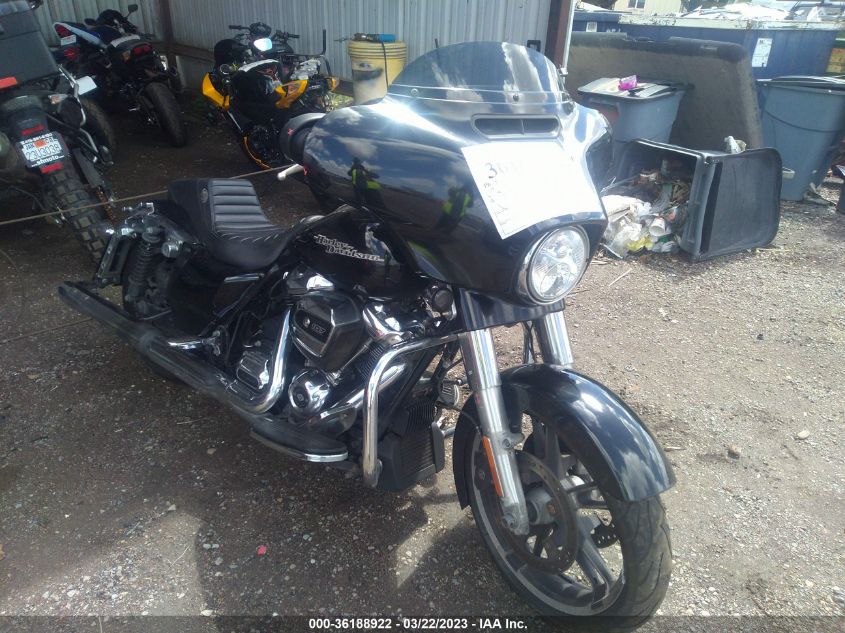 2017 HARLEY-DAVIDSON FLHXS STREET GLIDE SPECIAL - 1HD1KRC37HB650547