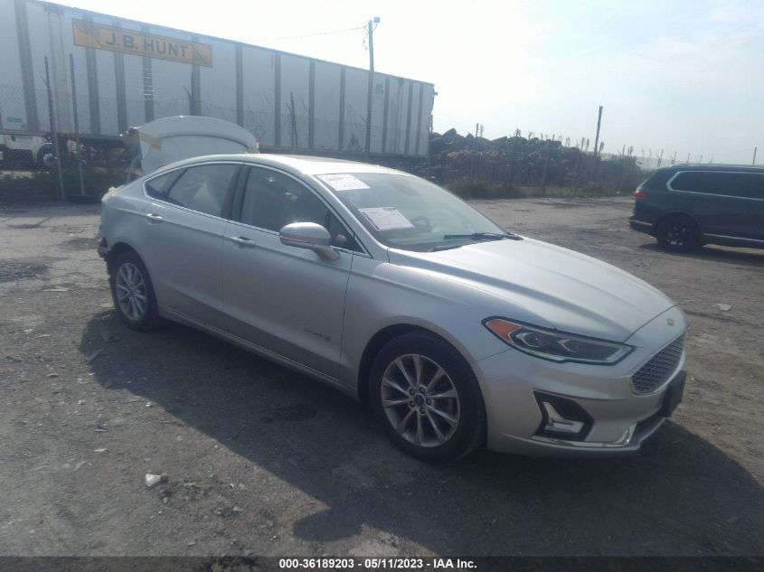 2019 FORD FUSION HYBRID TITANIUM - 3FA6P0RUXKR117833