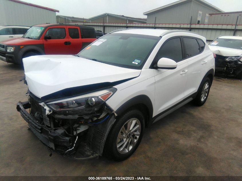 2017 HYUNDAI TUCSON SE - KM8J33A4XHU588360