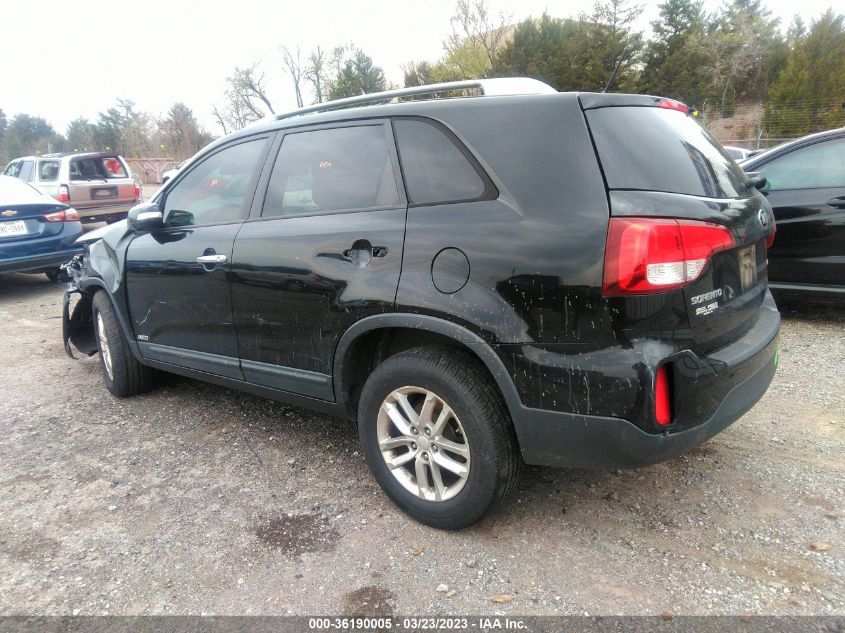 2015 KIA SORENTO LX - 5XYKTCA69FG555116